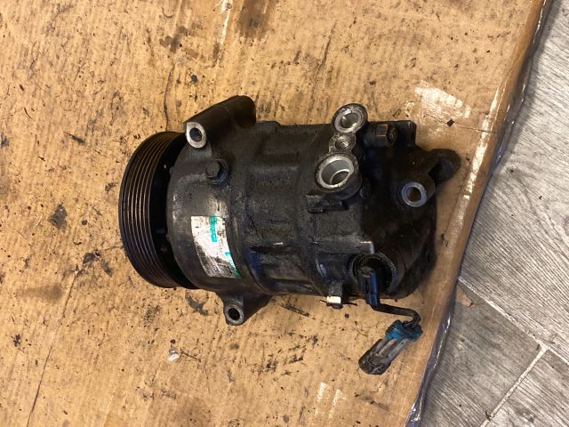 bontott OPEL INSIGNIA Klímakompresszor