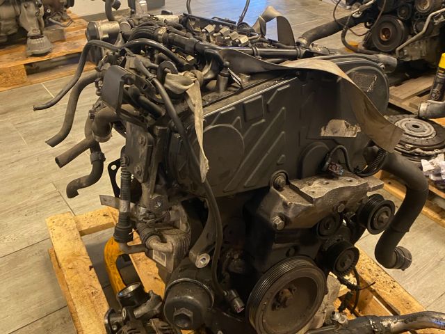 bontott OPEL INSIGNIA Komplett Motor (Segédberendezésekkel)