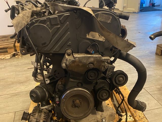 bontott OPEL INSIGNIA Komplett Motor (Segédberendezésekkel)