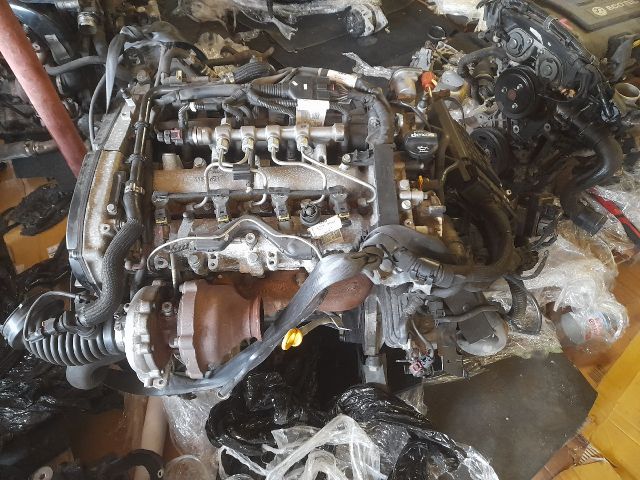 bontott OPEL INSIGNIA Komplett Motor (Segédberendezésekkel)