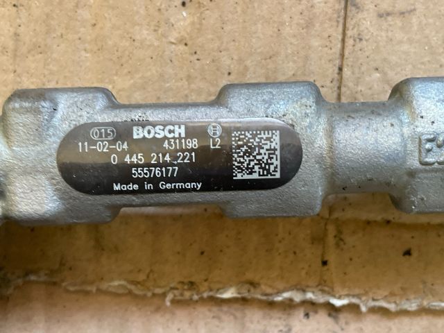 bontott OPEL INSIGNIA Közösnyomócső