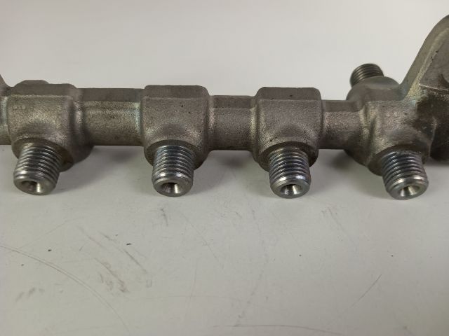 bontott OPEL INSIGNIA Közösnyomócső