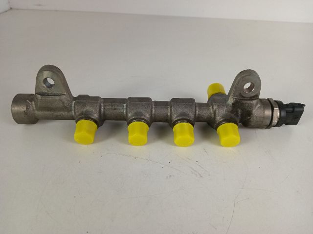 bontott OPEL INSIGNIA Közösnyomócső