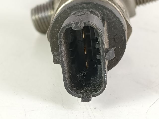 bontott OPEL INSIGNIA Közösnyomócső