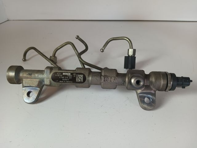 bontott OPEL INSIGNIA Közösnyomócső