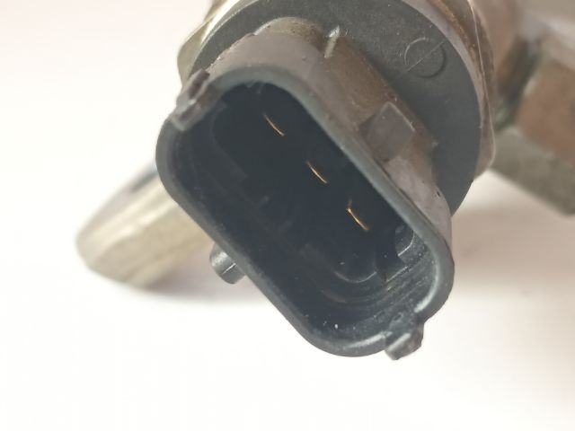 bontott OPEL INSIGNIA Közösnyomócső