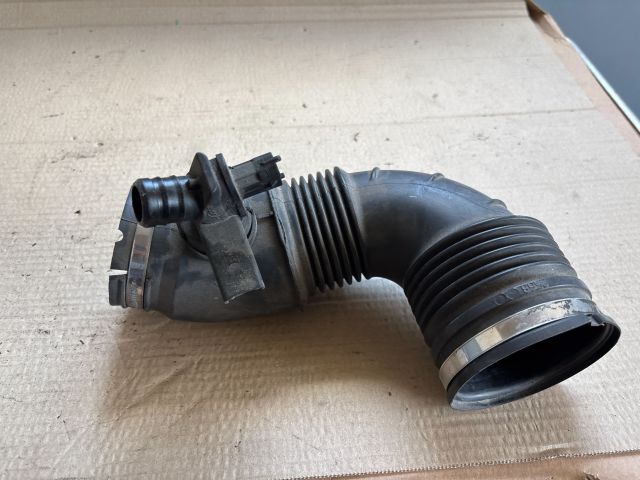 bontott OPEL INSIGNIA Légbeömlő Cső