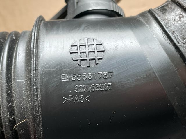 bontott OPEL INSIGNIA Légbeömlő Cső