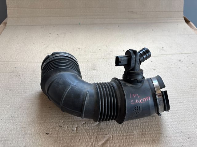 bontott OPEL INSIGNIA Légbeömlő Cső