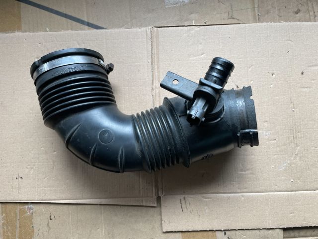 bontott OPEL INSIGNIA Légbeömlő Cső