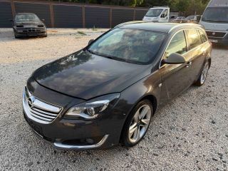 bontott OPEL INSIGNIA Motor (Fűzött blokk hengerfejjel)