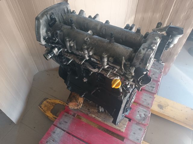 bontott OPEL INSIGNIA Motor (Fűzött blokk hengerfejjel)