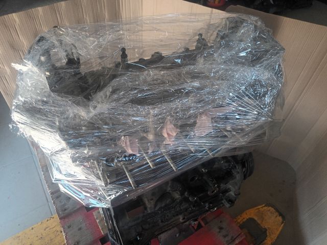 bontott OPEL INSIGNIA Motor (Fűzött blokk hengerfejjel)