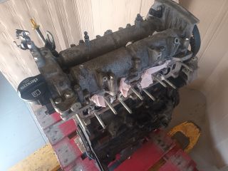 bontott OPEL INSIGNIA Motor (Fűzött blokk hengerfejjel)