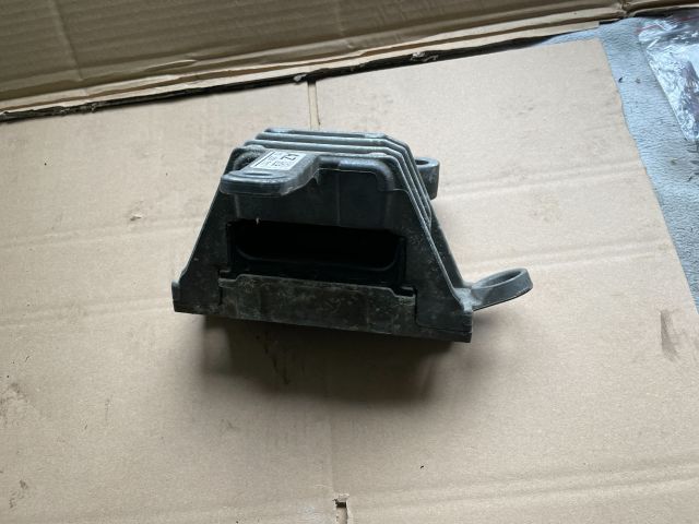 bontott OPEL INSIGNIA Motor Tartó Bak (Fém)