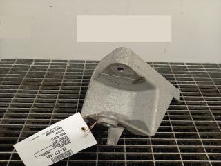 bontott OPEL INSIGNIA Motor Tartó Bak (Pozíciófüggetlen)