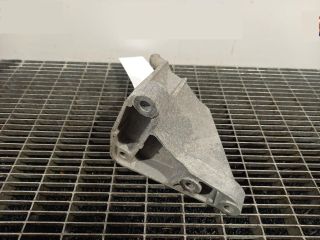 bontott OPEL INSIGNIA Motor Tartó Bak (Pozíciófüggetlen)