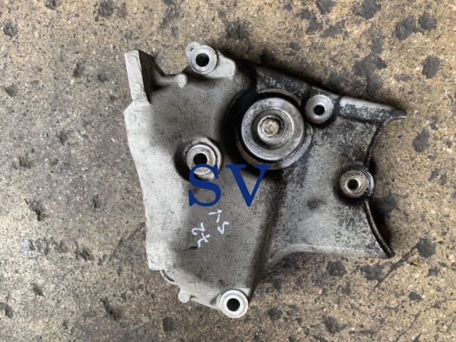 bontott OPEL INSIGNIA Motor Tartó Bak (Pozíciófüggetlen)