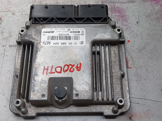 bontott OPEL INSIGNIA Motorvezérlő