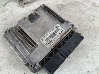 bontott OPEL INSIGNIA Motorvezérlő