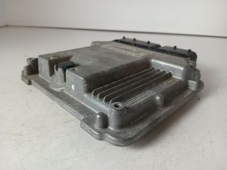 bontott OPEL INSIGNIA Motorvezérlő