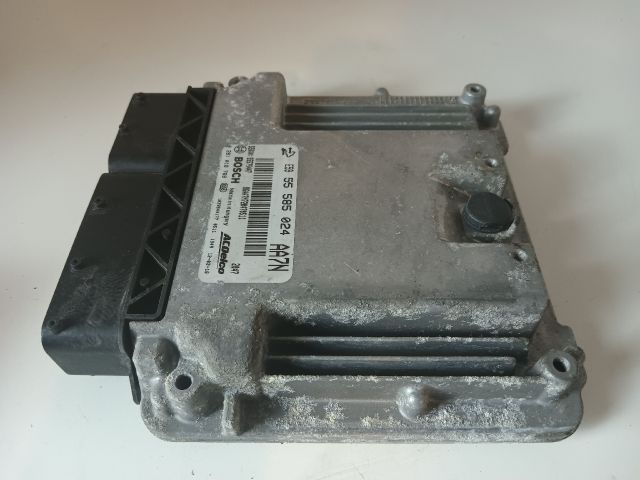 bontott OPEL INSIGNIA Motorvezérlő