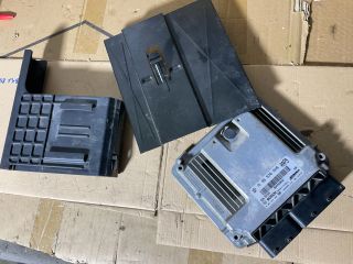 bontott OPEL INSIGNIA Motorvezérlő