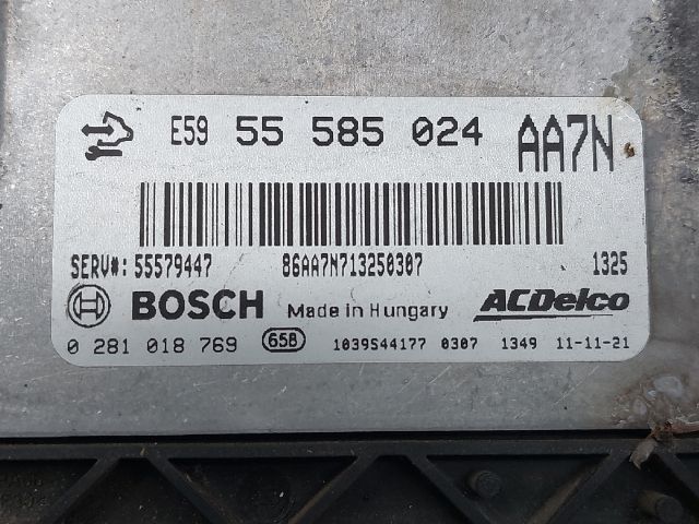 bontott OPEL INSIGNIA Motorvezérlő