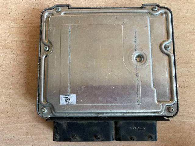 bontott OPEL INSIGNIA Motorvezérlő