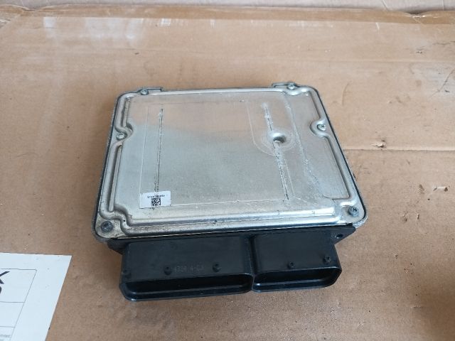 bontott OPEL INSIGNIA Motorvezérlő