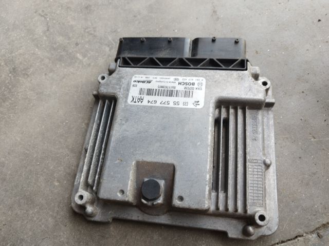 bontott OPEL INSIGNIA Motorvezérlő