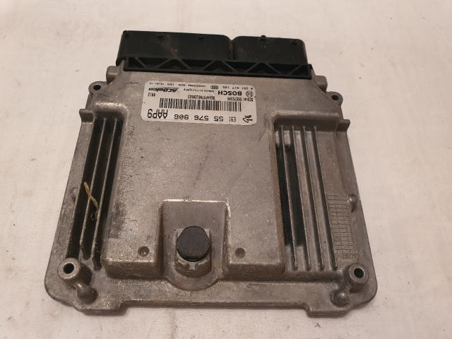 bontott OPEL INSIGNIA Motorvezérlő