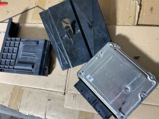 bontott OPEL INSIGNIA Motorvezérlő