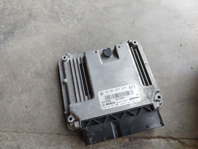 bontott OPEL INSIGNIA Motorvezérlő