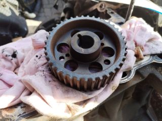 bontott OPEL INSIGNIA Nagynyomású Szivattyú Bordáskerék / Lánckerék