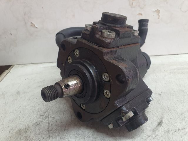 bontott OPEL INSIGNIA Nagynyomású Szivattyú