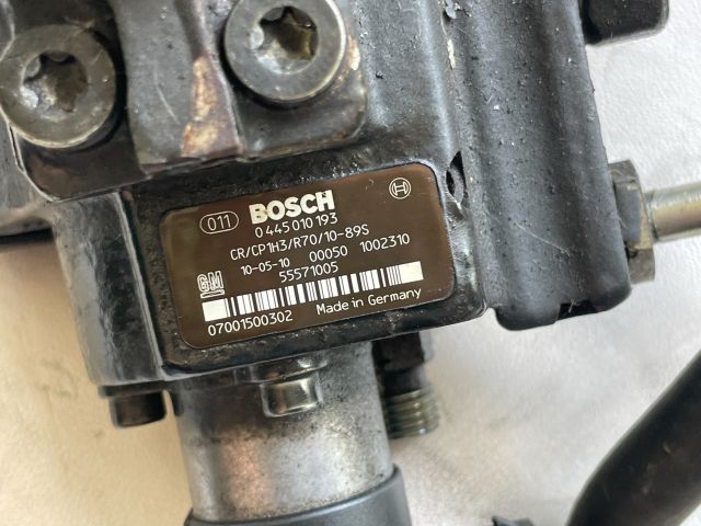 bontott OPEL INSIGNIA Nagynyomású Szivattyú