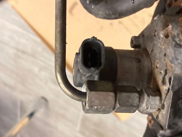 bontott OPEL INSIGNIA Nagynyomású Szivattyú