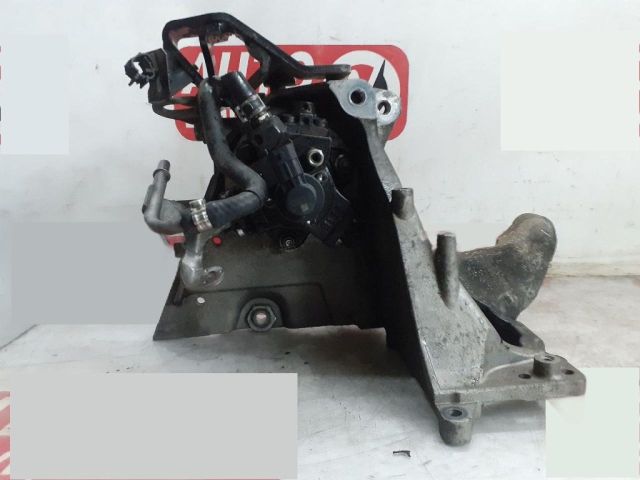 bontott OPEL INSIGNIA Nagynyomású Szivattyú