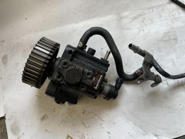 bontott OPEL INSIGNIA Nagynyomású Szivattyú