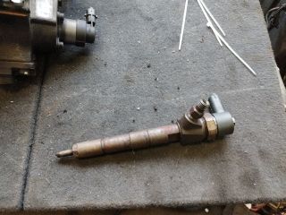 bontott OPEL INSIGNIA Porlasztó (1 db)