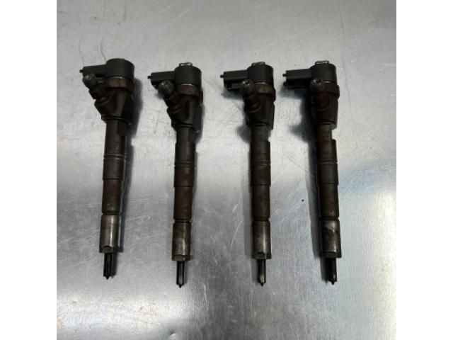 bontott OPEL INSIGNIA Porlasztó (1 db)