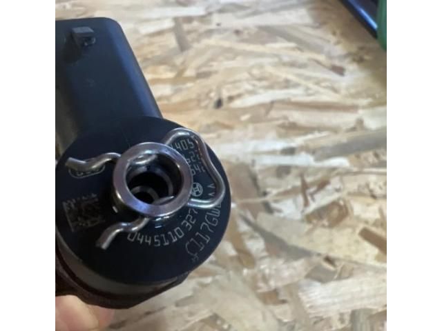 bontott OPEL INSIGNIA Porlasztó (1 db)