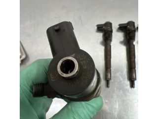 bontott OPEL INSIGNIA Porlasztó (1 db)