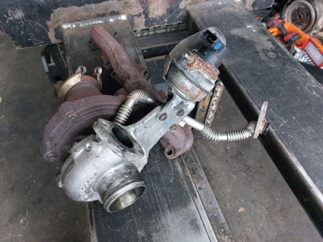 bontott OPEL INSIGNIA Turbó