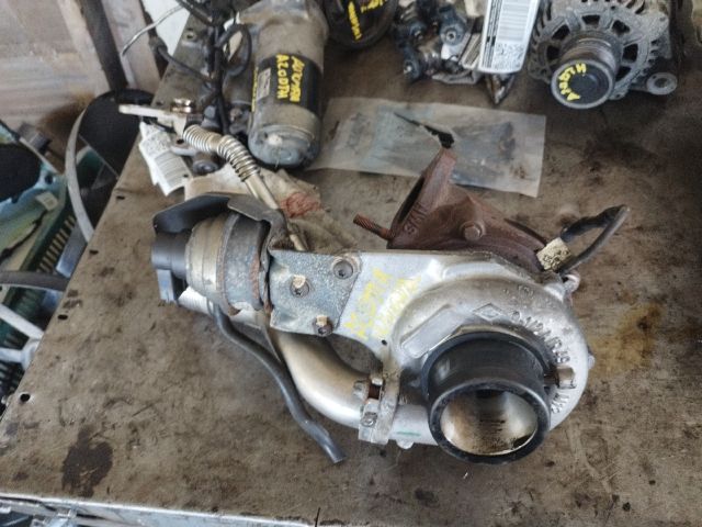 bontott OPEL INSIGNIA Turbó