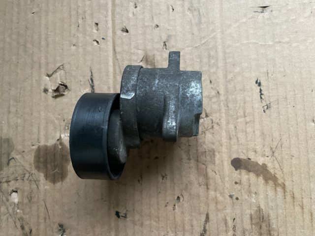 bontott OPEL INSIGNIA Vezérlés Lánc / Szíj Feszítő Görgő