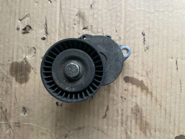 bontott OPEL INSIGNIA Vezérlés Lánc / Szíj Feszítő Görgő