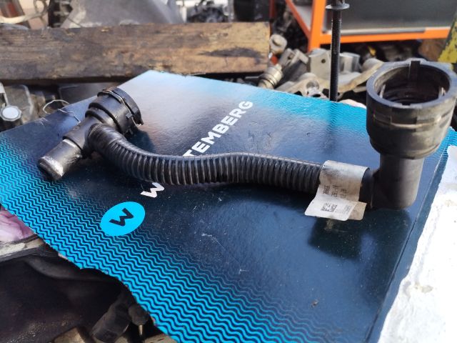 bontott OPEL INSIGNIA Vízcső