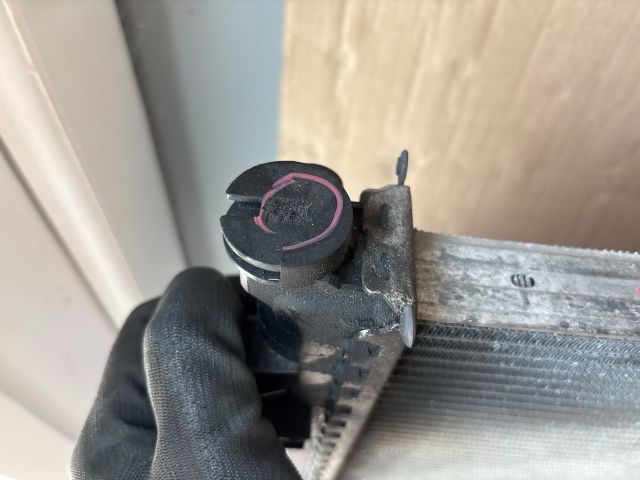 bontott OPEL INSIGNIA Vízhűtő Radiátor (Klímás)